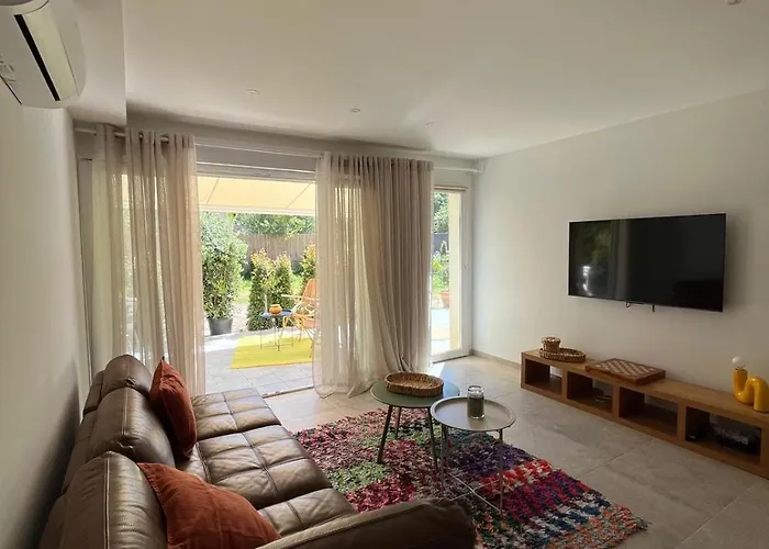 公寓 Rez-de-villa Avec Terrasse Privative Sur Jardin