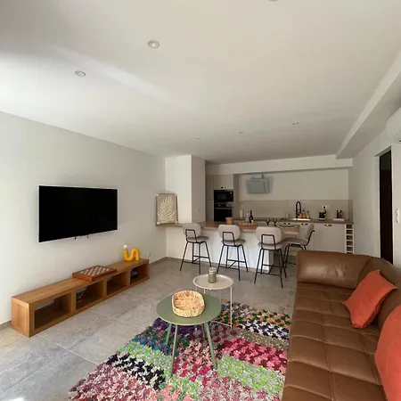 Rez-de-villa Avec Terrasse Privative Sur Jardin Apartment