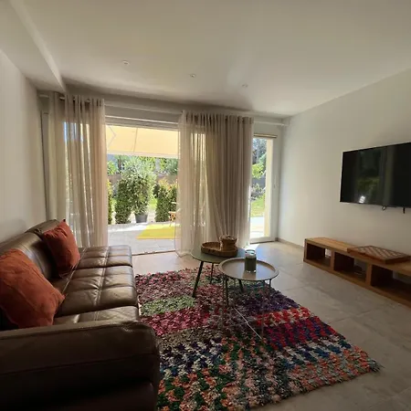 Rez-de-villa Avec Terrasse Privative Sur Jardin Apartment Ajaccio (Corsica)