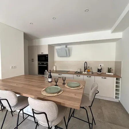 Rez-de-villa Avec Terrasse Privative Sur Jardin Apartment